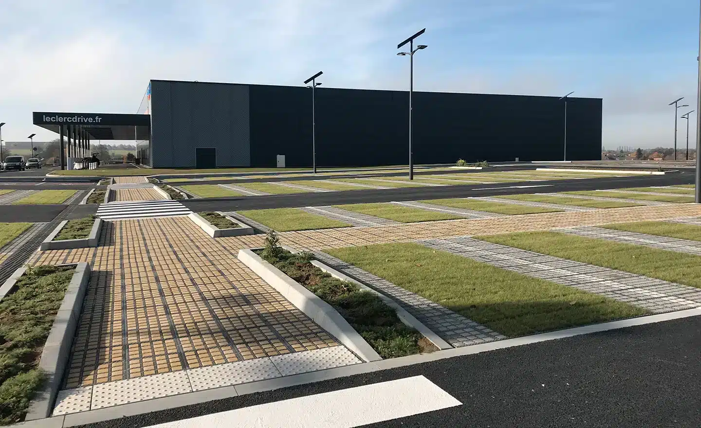 Parking vert pour un drive commercial