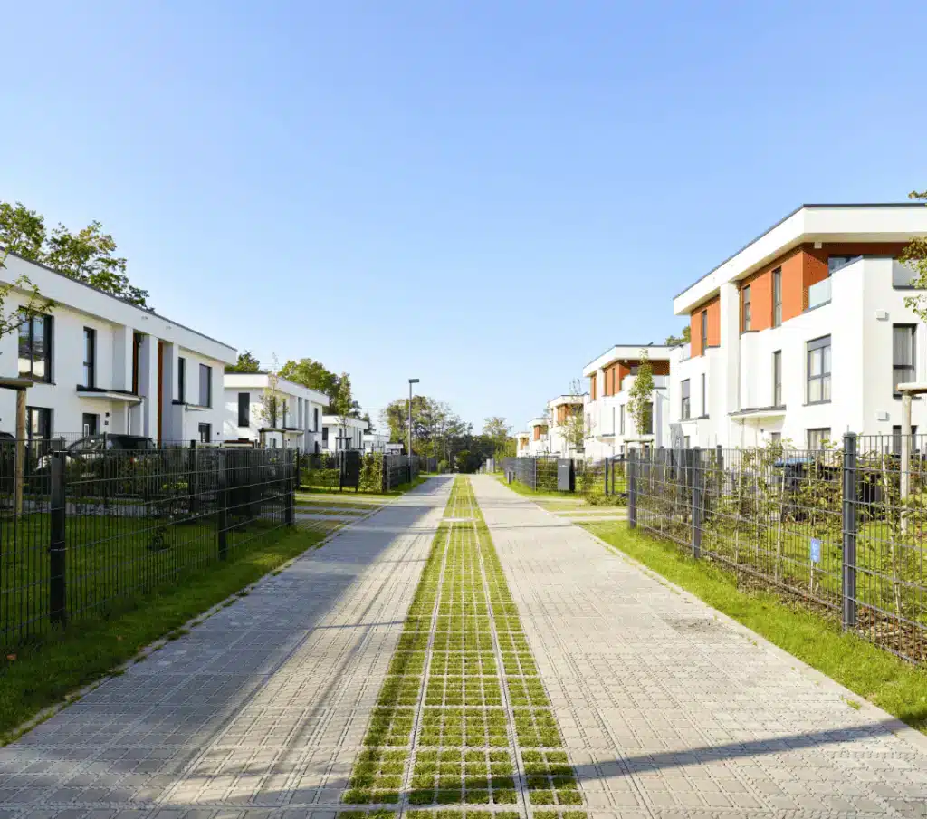 Voie d'accès véhicules légers