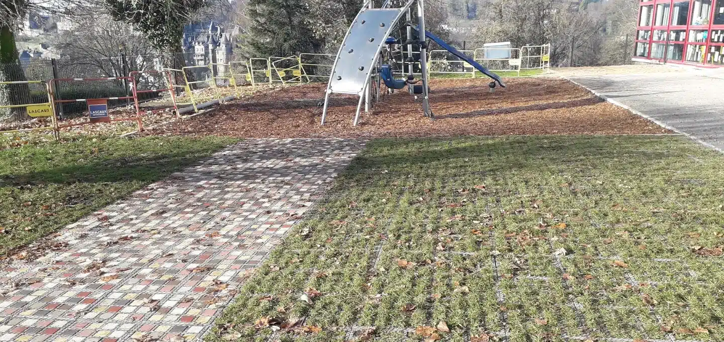 sol vegetalisé pour cours d'école