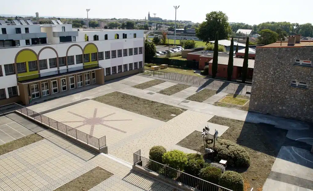 Désimperméabilisation de cour d’école et bénéfices environnementaux