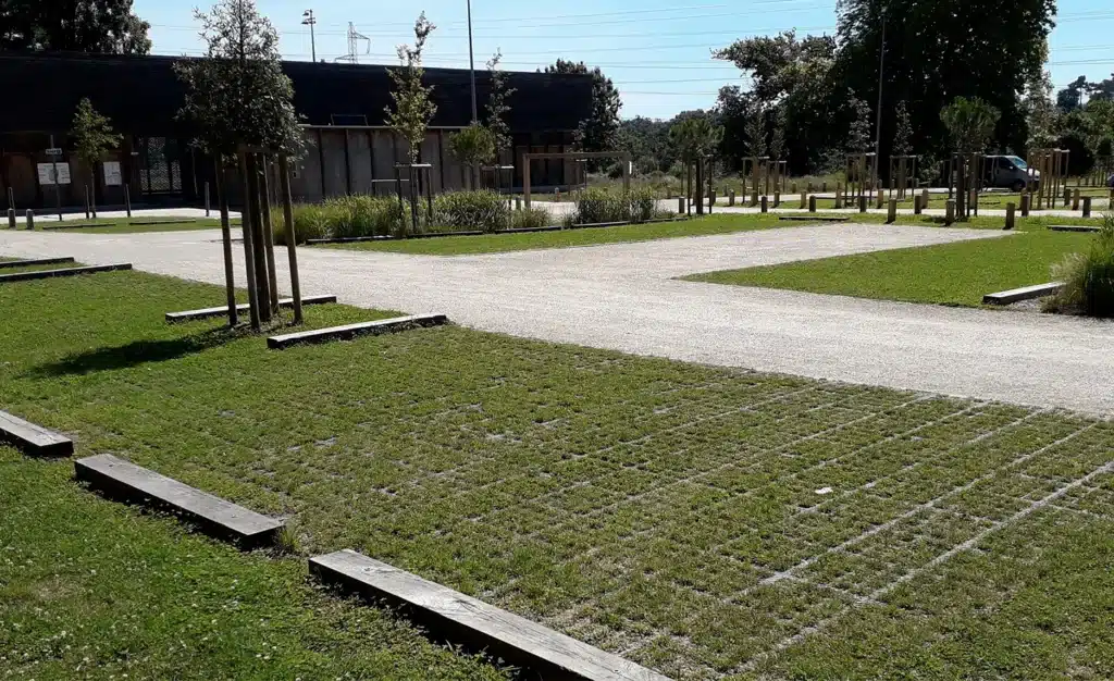 Le parking végétalisé au service d&rsquo;une gestion écologique de l&rsquo;espace de stationnement
